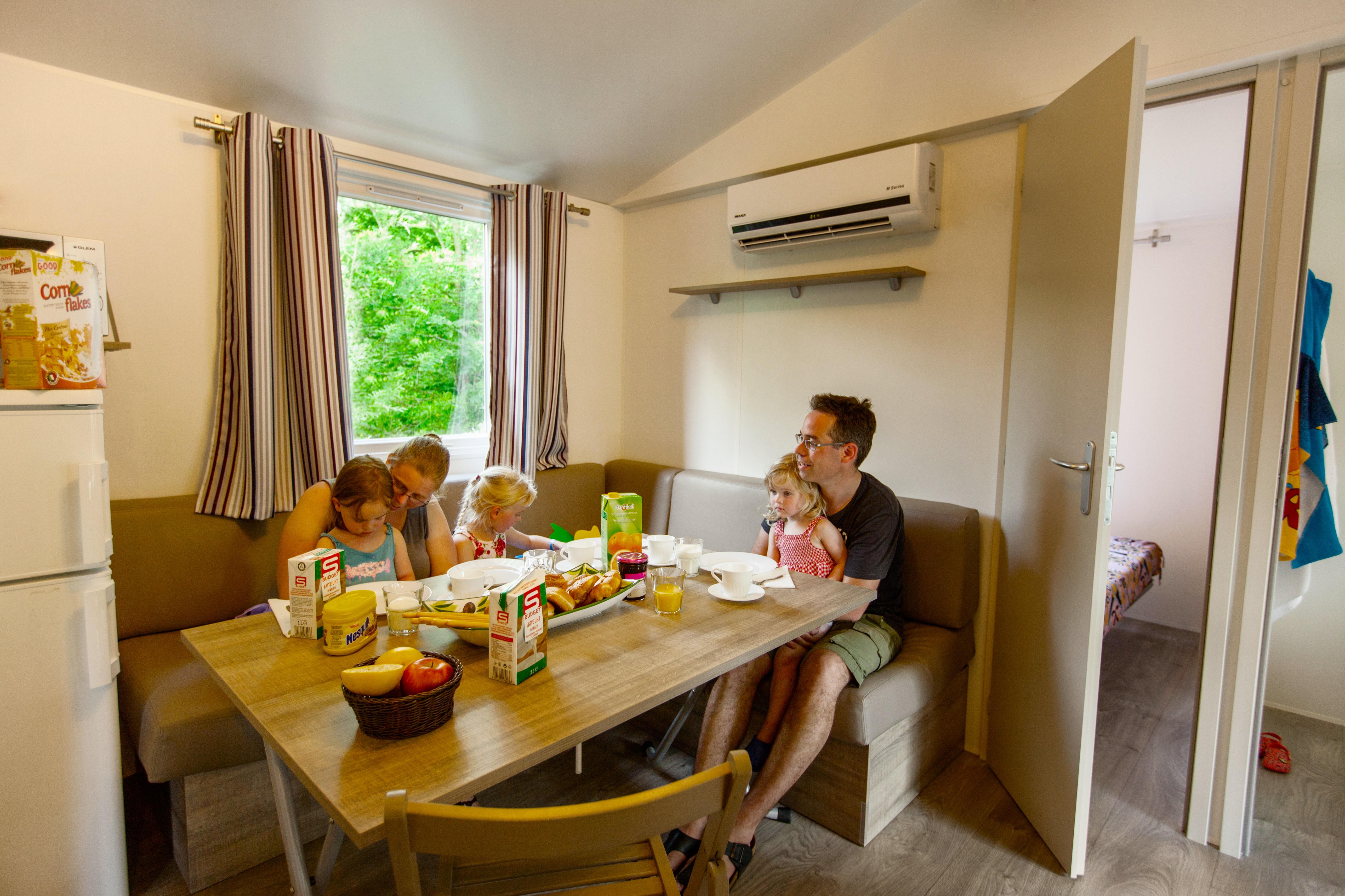 Acampamento Fabulous Village