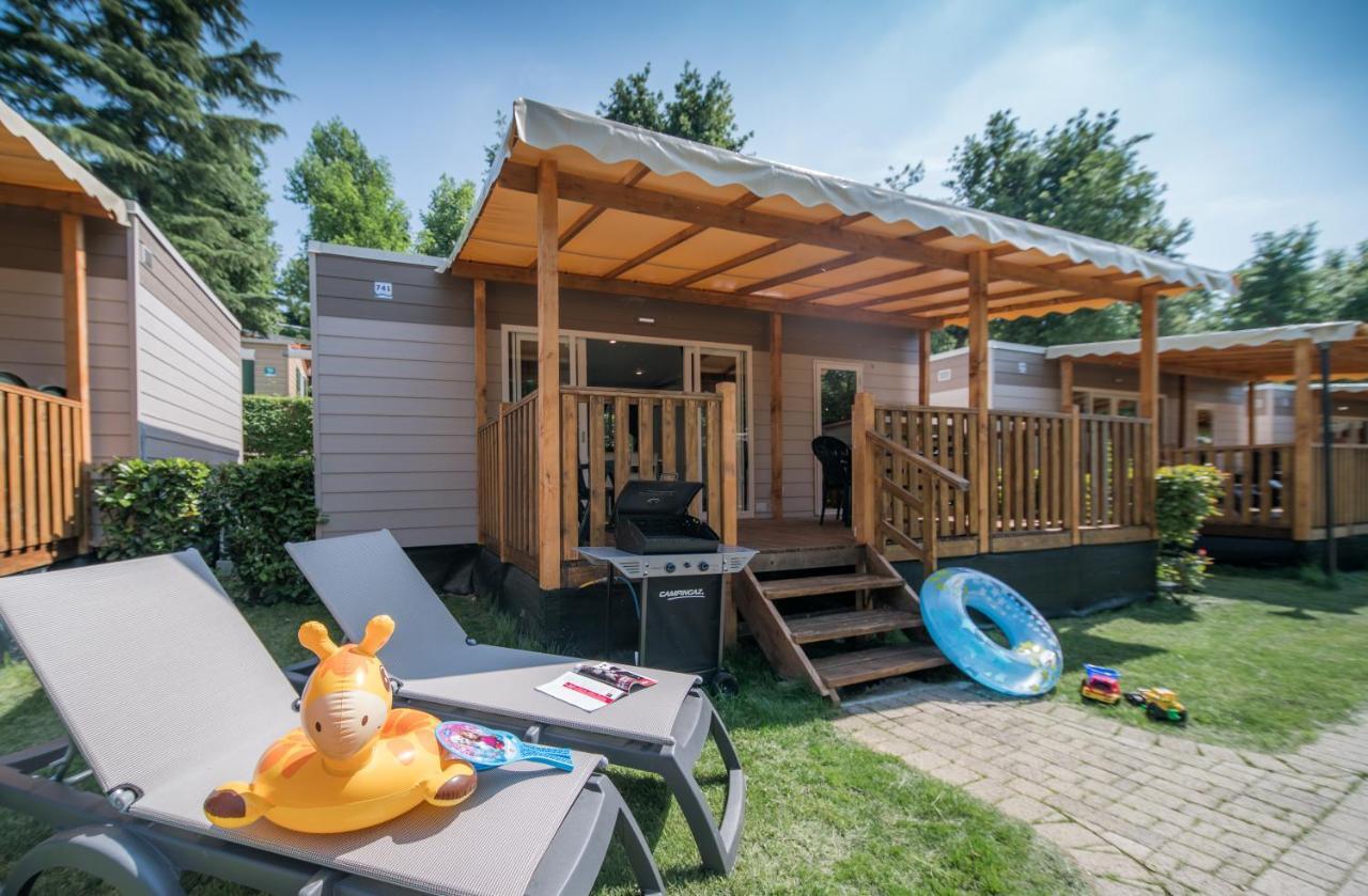 Fabulous Village Acampamento